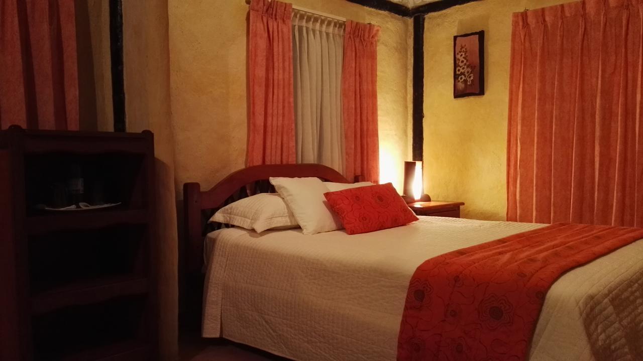 Hosteria "El Encanto" San Miguel de los Bancos المظهر الخارجي الصورة